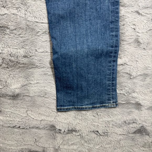 Eddie Bauer Blue Straight Leg Jeans Classic Denim - Picture 6 of 13